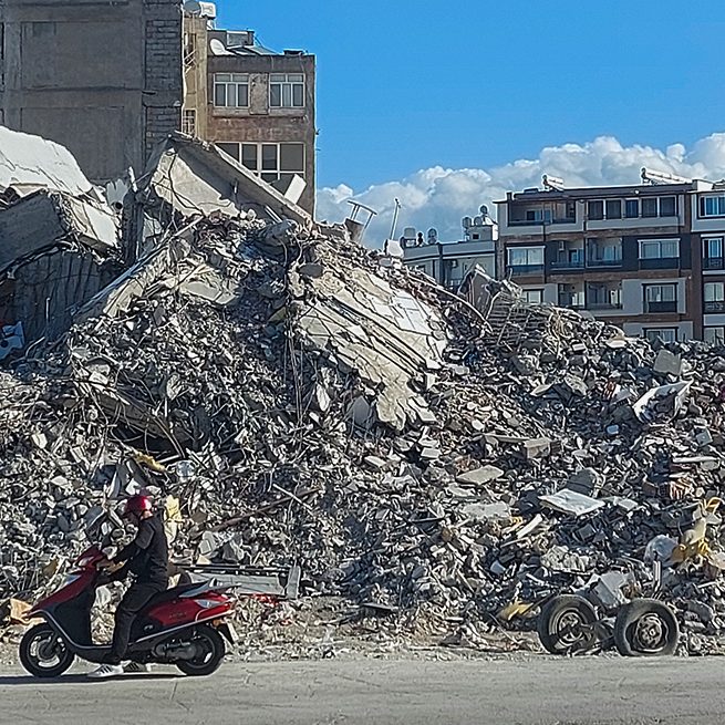 Depremin Ardından… HEPIMIZ TEK YÜREK OLDUK